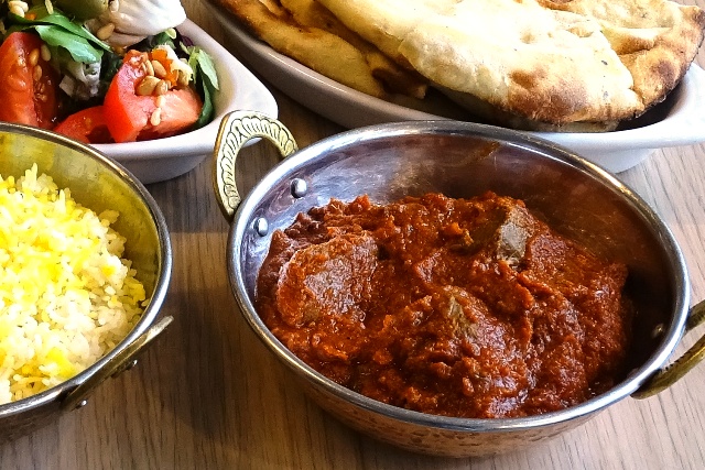 Lams vindaloo bij Besteldesk.nl